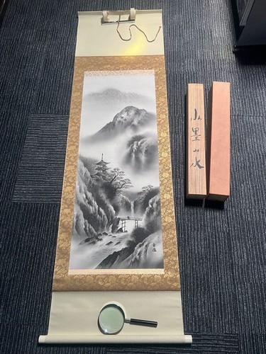 Japanese hanging scroll silk - japanese,